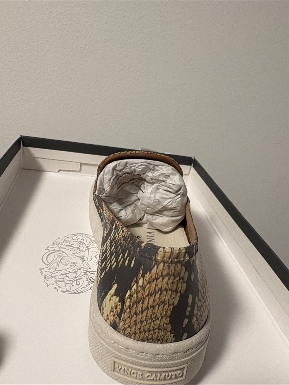 NIB [Vince Camuto] Marjetta Snake Print Slip-On Sneakers Women's Multiple Sizes! - Picture 7 of 9